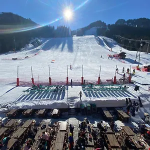 Le Schuss *** Châtel